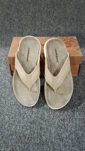 Sandal Jepit Pria Cardinal MC6CFZ1237N 05A CAXTON-1 Cream Kasual Kulit Premium