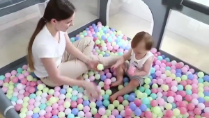 คอกกั้นเด็ คอกกั้นเด็ก คอกเด็ก สูง 68 cm  หนาระบายอากาศดแถมฟรีจุกยางยึดพื้นกันเลื่อน  ระบายอากาศ มีประตู กั้นเด็ก แข็งแ