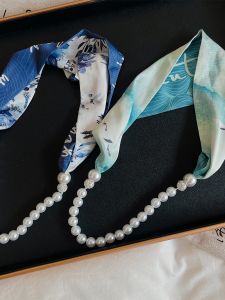 New Pearl Necklace with Magnetic Clasp Lazy Scarf for Women Versatile Wardrobe Piece for Spring and Autumn Decorative Neck Protection Long Scarf