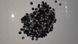 Đá nhựa dán 3 đến 5 ly giá của 1 túi 10g