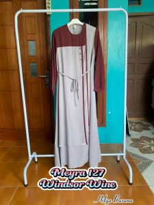 Baju Dress Wanita Katun Wolvis & Seply Meyra 157 Windsore Wine: Fashion Muslim