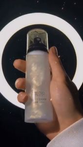 XỊT KHÓA NỀN GIỮ CHẶT LỚP TRANG ĐIỂM