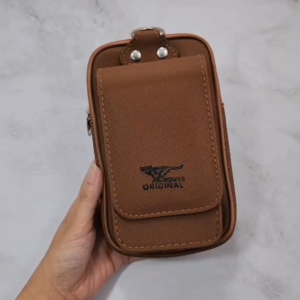 จัดส่งจากไทย!! กระเป๋าหนังคาดเอวใส่มือถือ สอดเข็มขัดได้ 3 ช่อง ช่องฝาปิดแม่เหล็กหยิบง่าย 1 แบบซิบ 2 ช่อง กันรอยหน้าจอและกันกระแทกได้อย่างดี แนวตั้ง ใส่มือถือได้ 7 นิ้ว