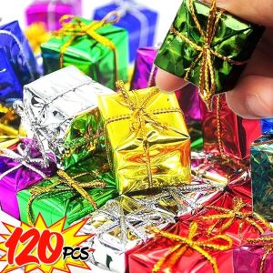 จี้ห้อยเครื่องประดับ Xmas ต้นไม้คริสต์มาสทำจากโฟมกล่องของขวัญขนาดเล็กหลากสีกล่องใส่ของขวัญตกแต่งงานเลี้ยงปีใหม่120ชิ้น