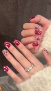 100% HANDMADE Artificial Nail Hand-painted Winter Plum New Pearl Red Smile Cat Eye Ultrashort Trapezoid Fake Nails With Glue Phototpy Nails Press On Nails Reusable Waterproof