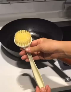 多个装厨房不沾油长柄洗碗洗锅刷神器家用不伤锅刷锅清洁去污刷子Multiple sets of kitchen non-stick oil long handle dishwashing and pot washing brush artif