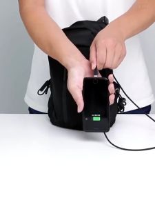 กระเป๋าสะพายเสื้อผ้า สวยงาม สำหรับผู้ชาย กันน้ํา กระเป๋าสะพายข้าง 2 สี ดํา เทา