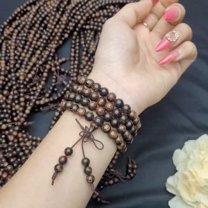 ChuỗI Trầm Sánh 108 Hạt 7Li Thắt Dây Cát Tường. Size Thực Tế 7.3Li. Mùi Thơm Sống Ngọt Hậu