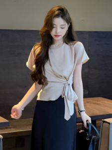 French Entry Lux Fancy Short-Sleeved Shirt for Women Outwear Mature Elegant Commuter Top Acetate Satin Anti-Wrinkle Shirt