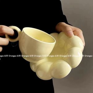 ชุดแก้วกาแฟดอกไม้ Fufu น่ารักและสร้างสรรค์พร้อมกล่องของขวัญสำหรับวันเกิด ชุดเซ็ต 10 ชิ้น วัสดุเซรามิกสไตล์เกาหลี