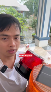 Đèn năng lượng mặt trời đèn nóc sử dụng điện năng lượng mặt trời cho xe ô tô máy xúc máy múc xe nâng máy công trình xe lu