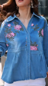 🎠 Cutie Minute อก ฟรีไซส์  46" เสื้อผ้ายีนส์เกรดพรีเมี่ยมฟอกทั้งตัว​ เนื้อผ้าหนากำลังดี ผ้ายีนส์แต่งด้วยพิมพ์ลายดอกไม้ สามารถใส่เป็นเสื้อคลุมเก๋ๆก็ได้ค่ะ