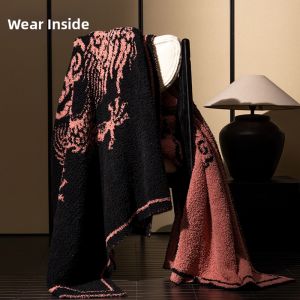NELA HOME | Traditional Style Lovely Dragon Half Fluffy Knitted Blanket