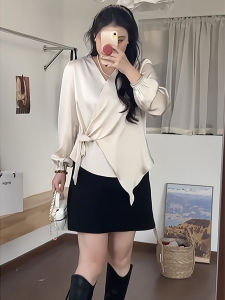 plus Size Womens Shirt V-Neck Asymmetrical Silk Long Sleeve Spring 2025 Slimming Versatile Top Korean Style Loose Fit