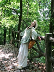 Outdoor Mountain Series Womens Summer New Casual Lightweight Breathable UV Protection Clothing Fashionable Sunscreen Clothes