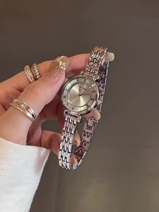 FUGUIJIAREN | Luxurious Stylish Women Quartz Watch