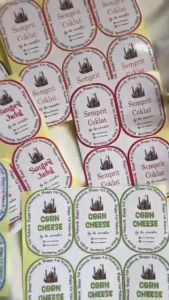 Buzz Gell Sticker Print Custom Oval Label Hampers Cookies Lebaran Sticker Edisi Toples Kue Kering