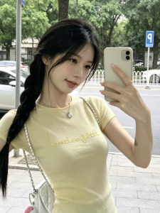 PEIXI | Light Yellow Short Sleeve Summer T-shirt Slim Fit Round Neck Letter Print