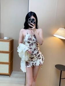 ชุดว่ายน้ําน่ารัก เปลือยหลังเซ็กซี่ มีบราฟองน้ำ ผูกคอผูกหลัง ความบันเทิงทางน้ำ ชุดไปทะเลผู้หญิง 2 ชิ้น