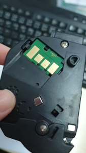 Giant ชิปตลับหมึก HP Laserjet 110a Toner chip W1112A เฉพาะชิปเลเซอร์ 1.5K (1500แผ่น) ชิป 110A XL