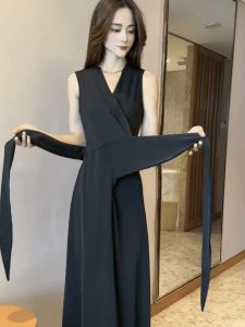French Satin Sleeveless V-neck Slimming Long Dress