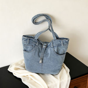 FQ1 Retro niche design tote bag 2026 new style denim handbag casual and unique commuter shoulder bag QF1