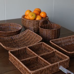 Rattan Woven Eco-Friendly Fruit Nut Snack Storage Basket Dried Fruit Divided New Year Wedding Gift Japanese Style Basket