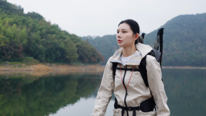 【Local Delivery】Qunature Titanium Survival Whistle Lightweight Portable 120db Emergency Whistle Lanyard Durable Camping Hiking Equipment Outdoor Survival Whistle