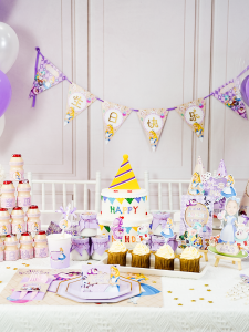 Cartoon Alice in Wonderland Birthday Party Decoration Sweet Table Decor Girls 10th Anniversary Tablecloth Disposable Tablecloth