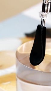 MYX Store MANUAL PENJEPIT BULU MATA PELENTIK EYELASH CURLER ALAT JEPIT MAKEUP\\n\\n Penjepit Bulu Mata MYX Store\\n\\n Apa itu Penjepit Bulu Mata MYX Store?\\n\\nPenjepit bulu mata MYX Store adalah alat jepit bulu mata berkualitas tinggi yang dirancang untuk membantu Anda mencapai penampilan bulu mata yang sempurna. Dengan menggunakan penjepit bulu mata MYX Store, Anda dapat menambah volume dan panjang pada bulu mata Anda, serta memberikan tampilan yang lebih menarik dan mempesona.\\n\\n Kelebihan Penjepit Bulu Mata MYX Store\\n\\nPenjepit bulu mata MYX Store memiliki beberapa kelebihan yang menjadikannya pilihan yang tepat bagi Anda yang ingin meningkatkan penampilan bulu mata Anda:\\n\\n* Desain ergonomis yang nyaman digunakan\\n* Bahan berkualitas tinggi yang tahan lama dan aman untuk bulu mata\\n* Mudah digunakan dan cocok untuk pemula\\n\\n Cara Menggunakan Penjepit Bulu Mata MYX Store\\n\\nBerikut adalah langkah-langkah sederhana untuk menggunakan penjepit bulu mata MYX Store:\\n\\n1. Bersihkan bulu mata Anda dari kotoran atau sisa makeup.\\n2. Tempatkan penjepit bulu mata di atas bulu mata Anda, mulai dari ujung bulu mata hingga akar bulu mata.\\n3. Tekan penjepit bulu mata dengan lembut dan tarik sedikit ke arah luar.\\n4. Tahan selama beberapa detik sebelum melepaskan penjepit bulu mata.\\n5. Ulangi proses ini pada bulu mata bagian tengah dan ujung bulu mata.\\n\\n Alat Pelentik Eyelash Curler\\n\\n Manfaat Alat Pelentik Eyelash Curler\\n\\nAlat pelentik eyelash curler memiliki beberapa manfaat yang dapat membantu Anda meningkatkan penampilan bulu mata Anda:\\n\\n* Menambah volume dan panjang pada bulu mata\\n* Memberikan tampilan yang lebih menarik dan mempesona\\n* Membantu makeup bulu mata seperti mascara dan eyeliner terlihat lebih sempurna\\n\\n Jenis-jenis Alat Pelentik Eyelash Curler\\n\\nBerikut adalah beberapa jenis alat pelentik eyelash curler yang tersedia di pasaran:\\n\\n* Alat pelentik eyelash curler manual\\n* Alat pelentik eyelash curler elektrik\\n* Alat pelentik eyelash curler dengan desain unik dan inovatif\\n\\n Tips Memilih Alat Pelentik Eyelash Curler\\n\\nBerikut adalah beberapa tips yang dapat membantu Anda memilih alat pelentik eyelash curler yang tepat:\\n\\n* Pilih alat pelentik eyelash curler dengan desain ergonomis yang nyaman digunakan\\n* Pilih alat pelentik eyelash curler dengan bahan berkualitas tinggi yang tahan lama dan aman untuk bulu mata\\n* Pilih alat pelentik eyelash curler yang mudah digunakan dan cocok untuk pemula\\n\\n Aksesoris Makeup untuk Penampilan\\n\\n Manfaat Aksesoris Makeup untuk Penampilan\\n\\nAksesoris makeup memiliki beberapa manfaat yang dapat membantu Anda meningkatkan penampilan Anda:\\n\\n* Menambah volume dan panjang pada bulu mata\\n* Memberikan tampilan yang lebih menarik dan mempesona\\n* Membantu makeup bulu mata seperti mascara dan eyeliner terlihat lebih sempurna\\n\\n Jenis-jenis Aksesoris Makeup untuk Penampilan\\n\\nBerikut adalah beberapa jenis aksesoris makeup yang tersedia di pasaran:\\n\\n* Penjepit bulu mata\\n* Alat pelentik eyelash curler\\n* Mascara\\n* Eyeliner\\n\\n Tips Menggunakan Aksesoris Makeup untuk Penampilan\\n\\nBerikut adalah beberapa tips yang dapat membantu Anda menggunakan aksesoris makeup dengan benar:\\n\\n* Bersihkan bulu mata Anda dari kotoran atau sisa makeup sebelum menggunakan aksesoris makeup\\n* Gunakan aksesoris makeup sesuai dengan instruksi penggunaan yang diberikan\\n* Jaga kebersihan aksesoris makeup Anda agar tetap higienis\\n\\nDengan mengikuti tips dan informasi yang telah disajikan di atas, Anda dapat menggunakan penjepit bulu mata MYX Store dan alat pelentik eyelash curler dengan benar untuk meningkatkan penampilan bulu mata Anda. Selamat mencoba!\"