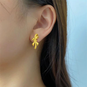 18K Gold Butterfly Knot Earrings Womens Elegant Fashion Jewelry Design Alloy Plated Gold Ear Cuff Pair out