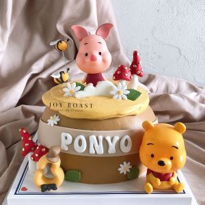 Disney Cartoon Winnie The Pooh Ornaments Cute Animal Dolls Piggy Winnie The Pooh Tigger Cake Baking Decoration Ornaments