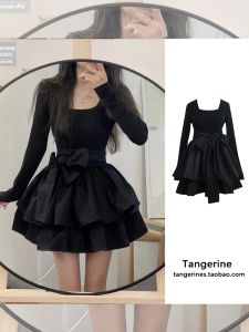 Hepburn Style Black Swan French style Slimming Waist Hugging Knitted Dress Autumn and Winter Dress Black Dress Puffy Princess Dress Women