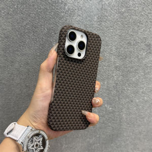 Maglev Gold Carbon Fiber Pattern Phone Case for Apple 16 pro Max Simplistic Large Hole Semi-Enclosed Design High-End Feel