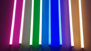Đèn LED tuýp thanh T5 liền máng 1m2 120cm KOWO nhiều màu xanh lá xanh dương vàng hồng sử dụng trang trí hắt trần