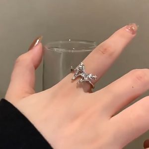 Pineapple แหวนเปิดผีเสื้อสามมิติที่ผิดปกติผู้หญิงนิ้วชี้แหวนลมเย็น - ปริมาณ 60 ครั้ง