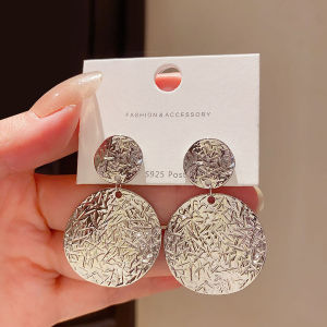 Fashion Exaggerated Geometry Elegant Large Earrings Accessible Luxury Fancy Metallic Earrings for Women Stylish Unique Design Eardrops