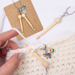 1pc Mini Wearable Crochet Necklace Kit Portable Hook Set with Stitch Markers Crochet Needles