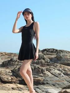 Li-Ning | Bộ Đồ Bơi Phong Cách Giúp Gầy 1 Mảnh