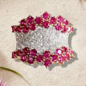 Huitan Aesthetic Design Women Two Tone Ring for Wedding Trendy Charming Accessories Anniversary Jewelry Gift with Red/White CZ