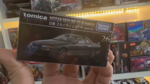 Mô Hình Xe Tomica Premium No.26 Nissan Skyline | Takara Tomy
