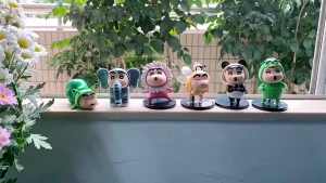 Bộ 6 Mô Hình Nhân Vật Crayon Shin Chan Cosplay Vườn Thú Ong Voi Panda Ngộ Nghĩnh Thích Hợp Decor Trang Trí Phòng Ngủ