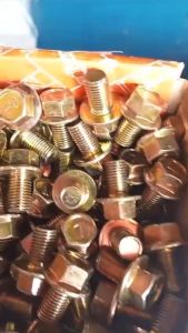 Flange Bolt M10 x 16 KUNING / BAUT TUTUP OLI / Baut Topi