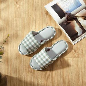 รองเท้าแตะพื้นนุ่มสำหรับผู้หญิงในบ้านสไตล์ญี่ปุ่น พื้นหนา กันลื่น ไม่มีลาย รองเท้าแตะผ้าฝ้ายสำหรับใส่ในบ้านสำหรับคู่รัก