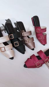 Queenza Genia Mules Wanita: Asesoris Gesper & Sandal Desain Modern