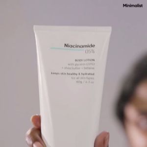 Minimalist 5% Niacinamide Body Lotion With Shea Butter Glycerine & Betaine | Hydrates & Nourishes | For Men & Women | 180 gm