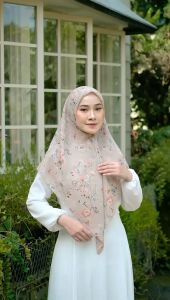 Koyu Hijab Segiempat Motif Viney Jepang Beauty Flower (Japan Series II)