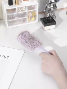 Local Telescopic Hair Comb Retractable One Click Hair Loss Hair Brush Salon Hair Styling Tool