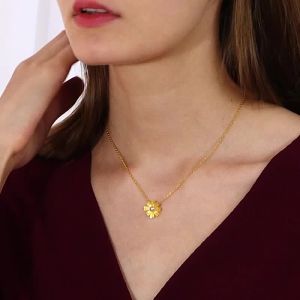 Chow Sang Sang 周生生 Cultural Blessing Blossom 999.9 24K Pure Gold Gesar Floral with Pearl Pendant 89694P