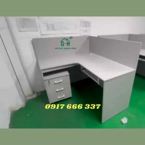 BÀN LÀM VIỆC MDF VĂN PHÒNG CÓ TẤM CHẮN CAO CẤP BỀN RẺ CHẤT LƯỢNG CHO CÔNG TY XÍ NGHIỆP
